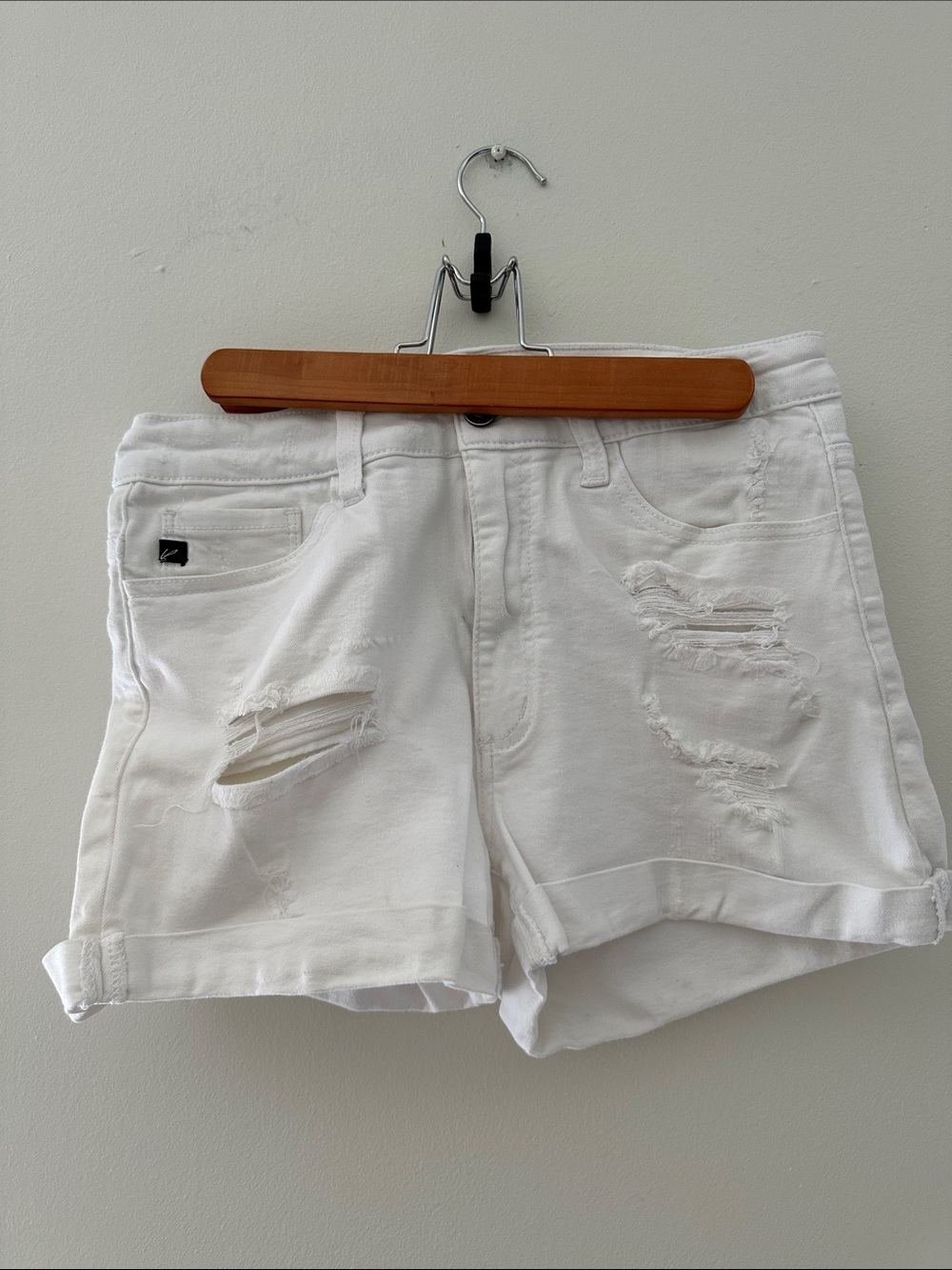 White Kancan shorts size 9/28